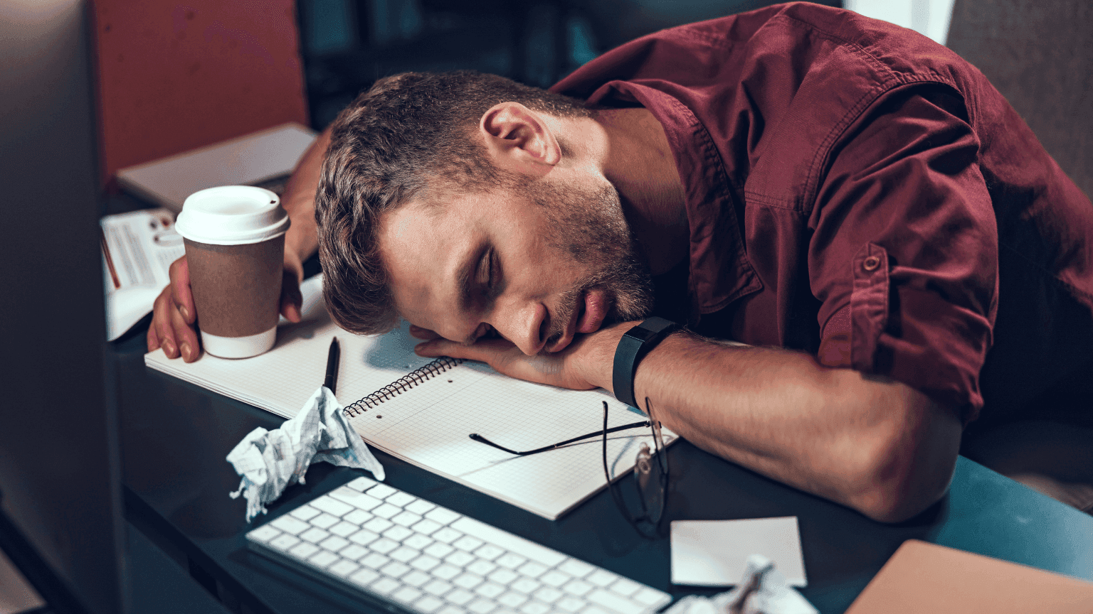 Przeciążenie w pracy pracowników – jak HR może je rozpoznać i zatrzymać